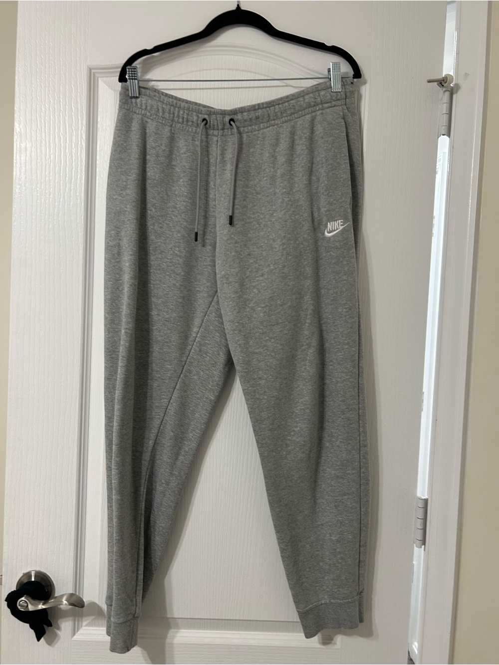 Women’s large Nike Grey Fleece Jogger Pants - Casual Comfort